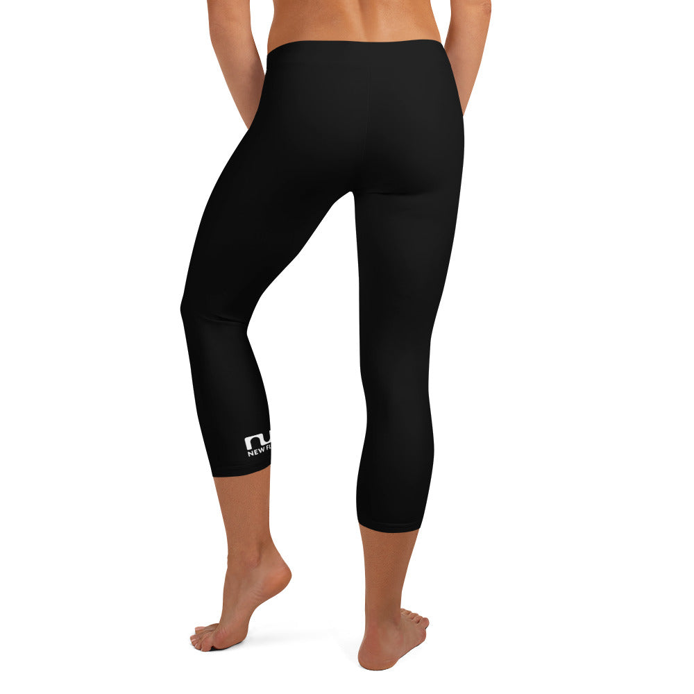 WOMEN'S LEGGINGS, CAPRI – BLACK