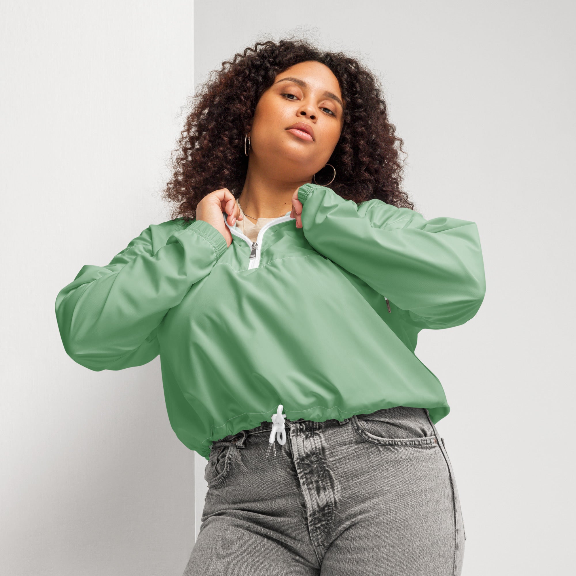 WOMEN'S WINDBREAKER, CROPPED – PISTACHIO