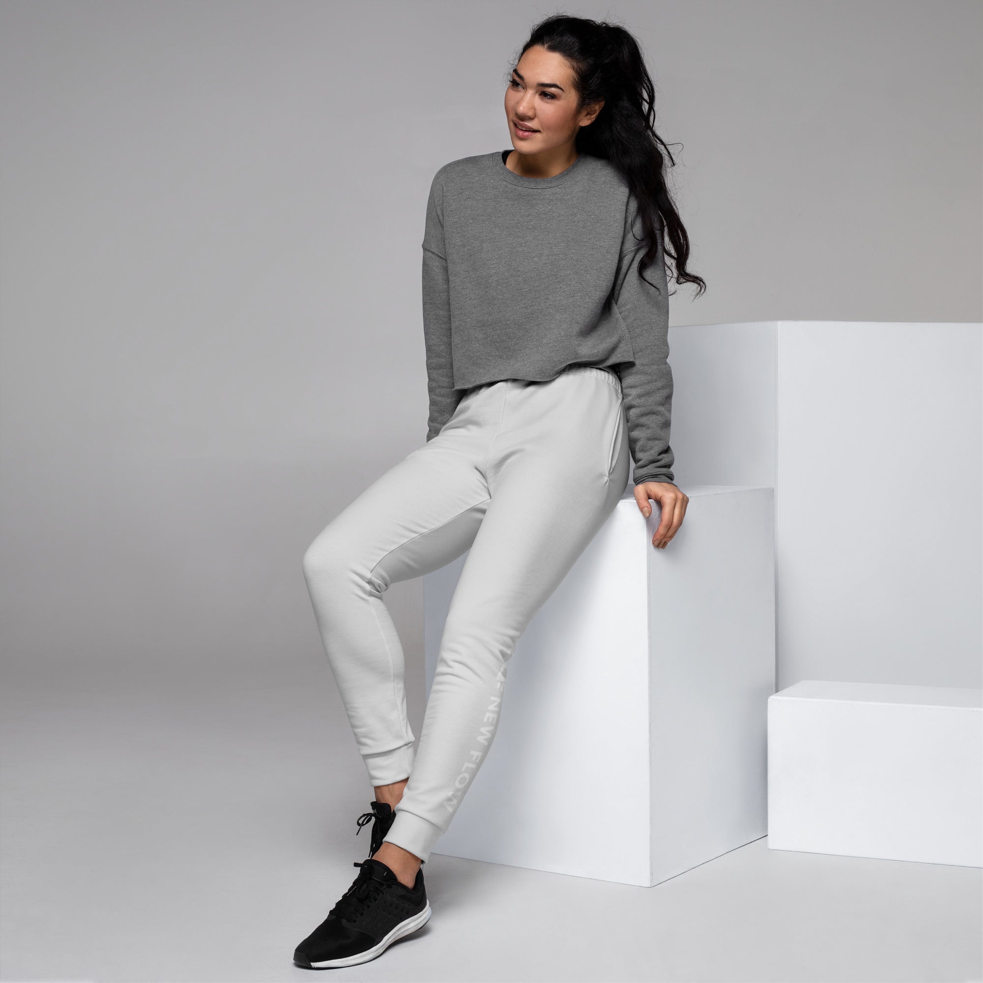 WOMEN'S JOGGERS – GREY